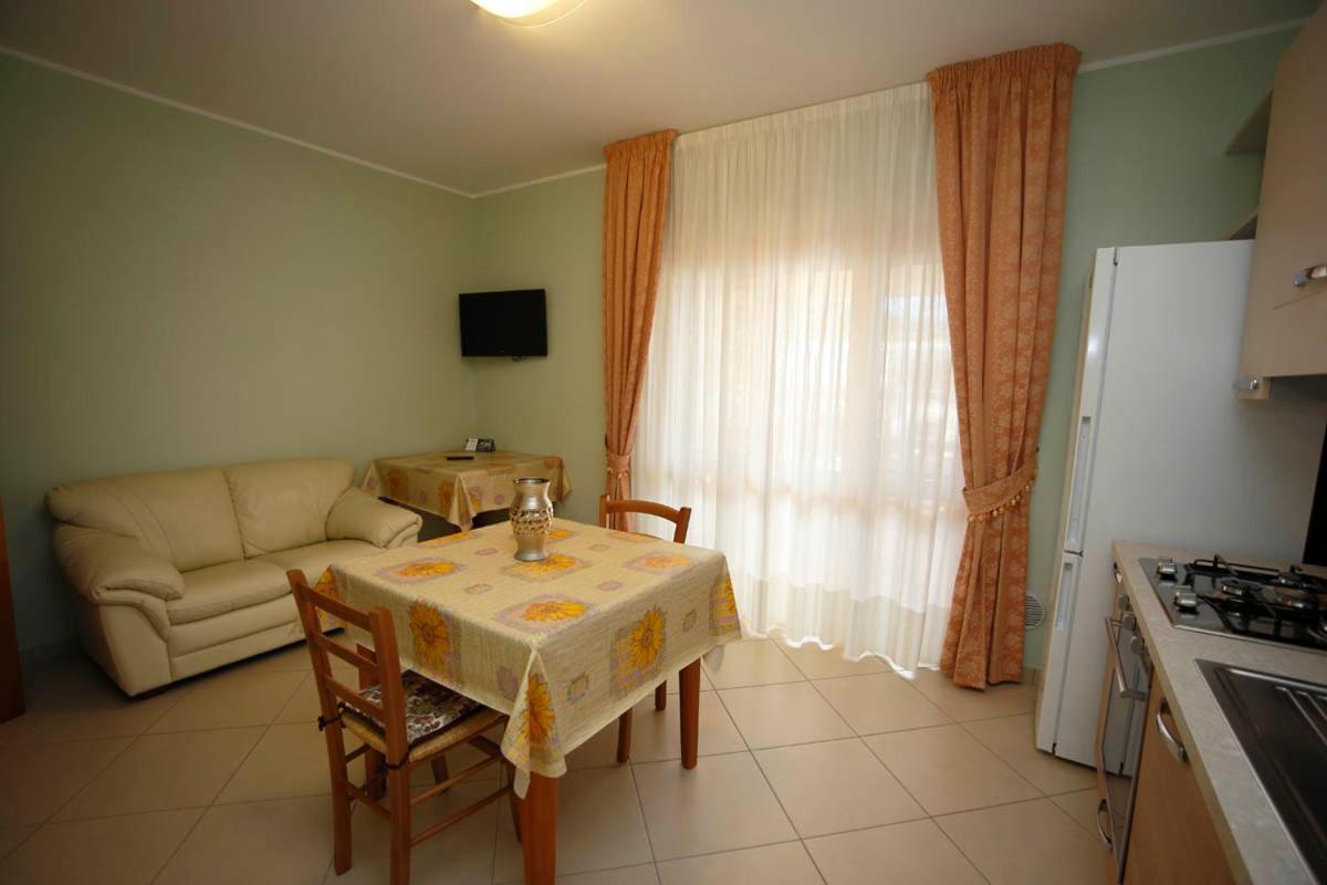 קטנזארו B&B Villa Maria מראה חיצוני תמונה